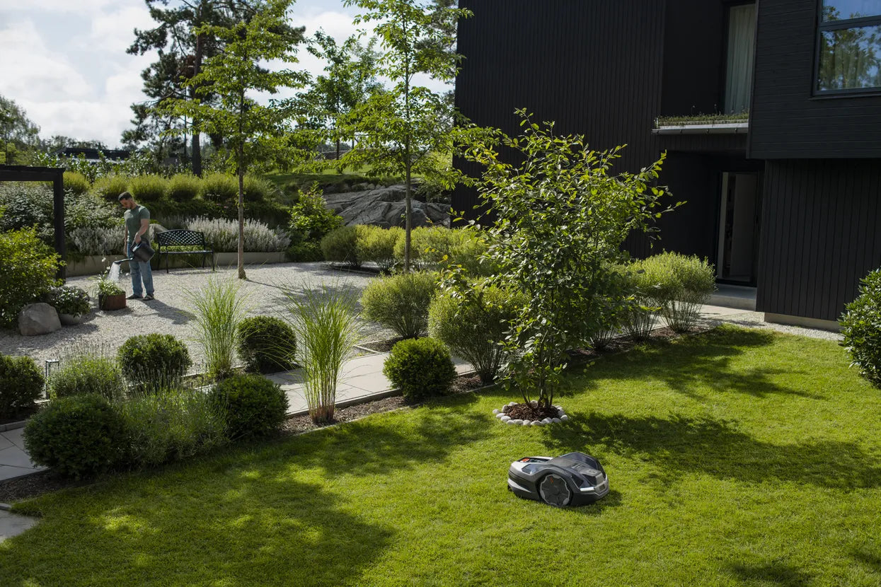 Husqvarna Automower® 410XE NERA + Husqvarna EPOS™